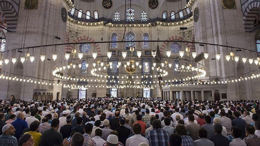 İzmir’de bayram namazı saat kaçta? İzmir Tire, Kemalpaşa ve Torbalı ilçelerinde bayram namazı vakitleri İzmir’de bayram namazı saat kaçta? İzmir Tire, Kemalpaşa ve Torbalı ilçelerinde bayram namazı vakitleri - 1. Resim