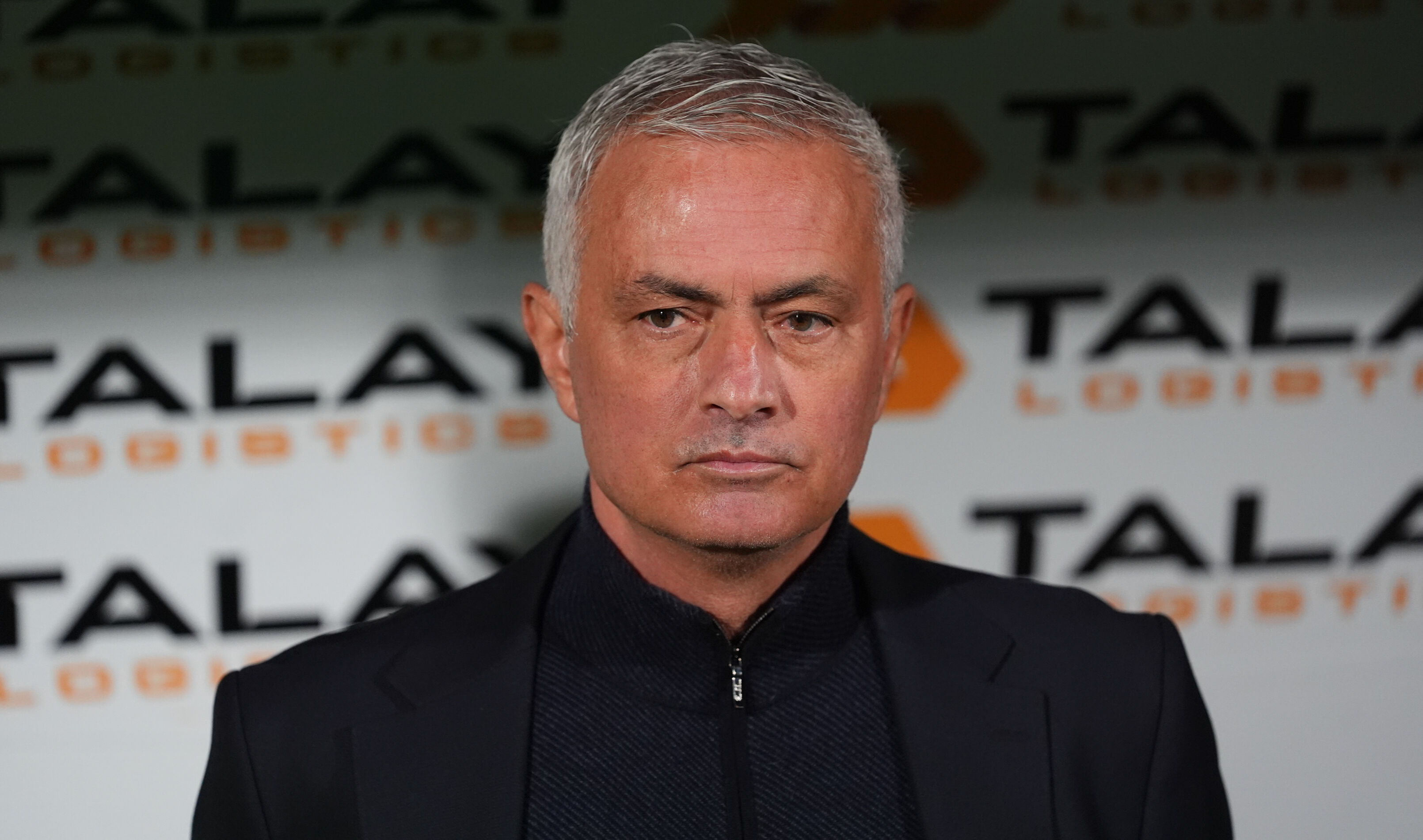 Keşke bu hakemler Glasgow’da olsaydı! Jose Mourinho yine hakemleri taşladı - 1. Resim