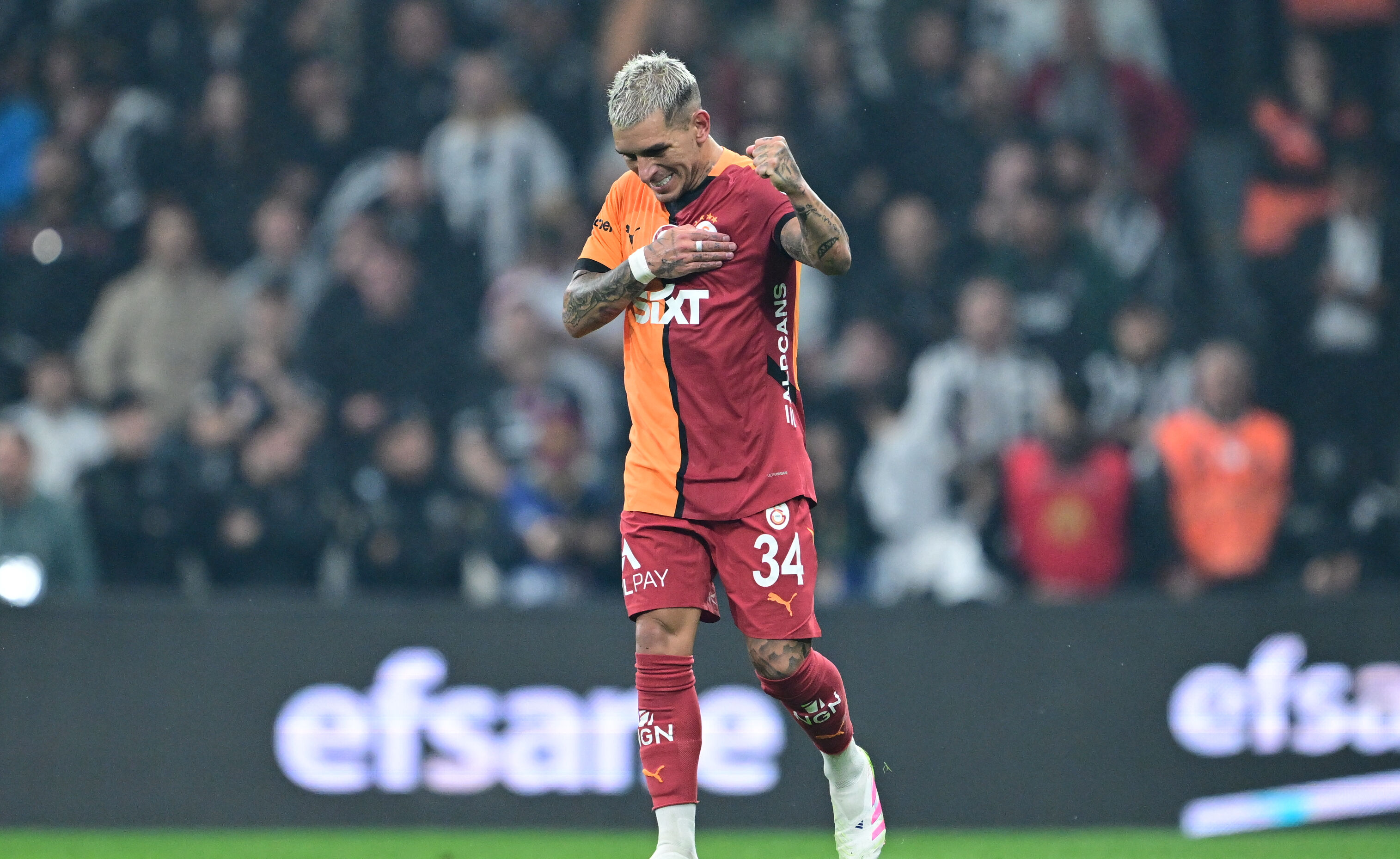 Lucas Torreira’dan mağlubiyet sonrası takıma gönderme: "Bahane değil, sorumluluk almalıyız" - 1. Resim