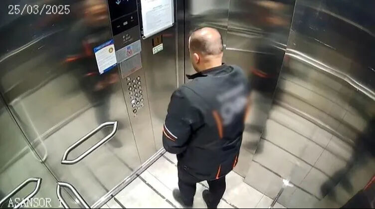Lüks rezidansta mide bulandıran olay! Asansörde akılalmaz görüntüler kamerada Lüks rezidansta mide bulandıran olay! Asansörde akılalmaz görüntüler kamerada - 2. Resim