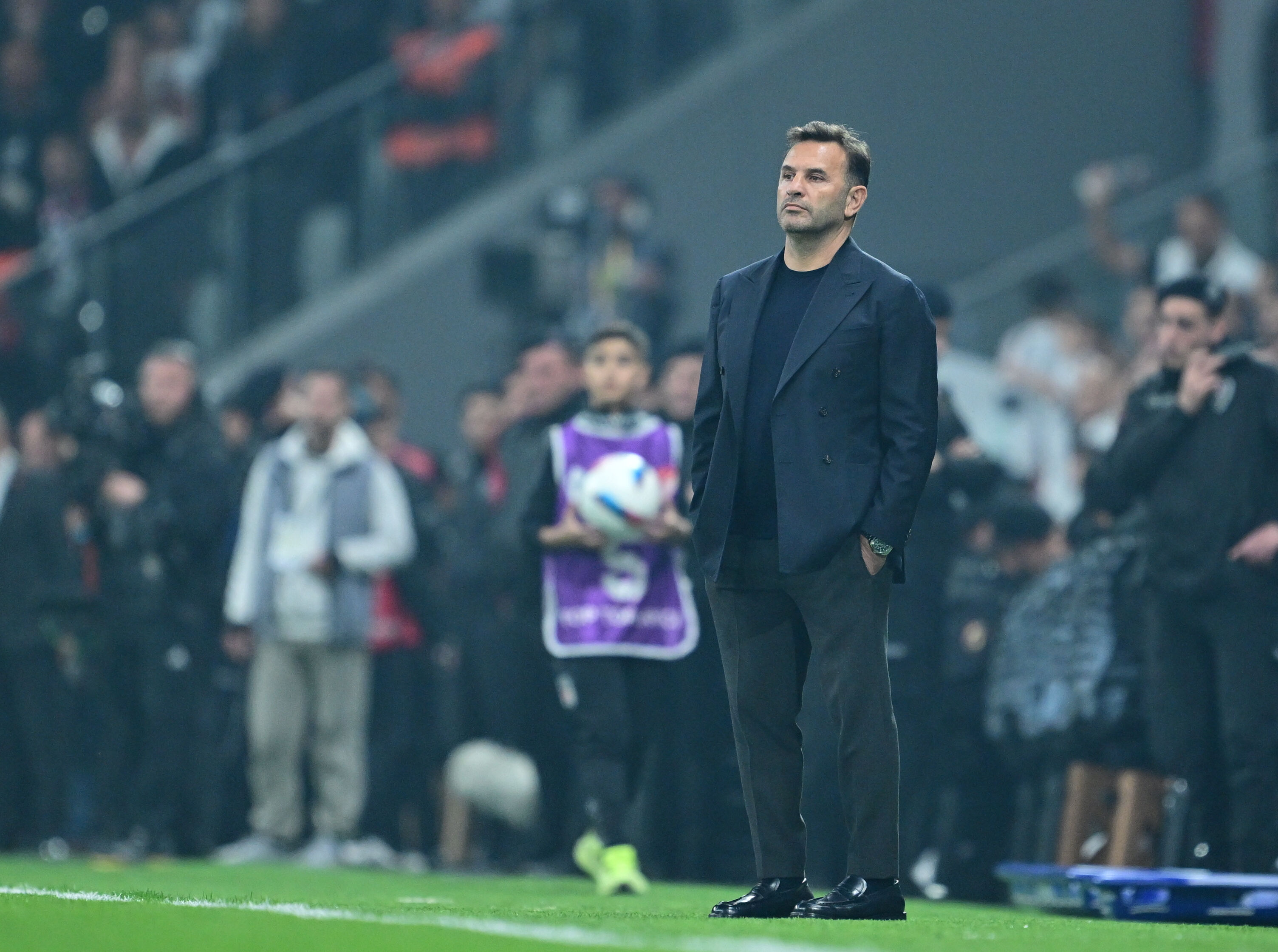 Okan Buruk’tan derbi sonrası hakem tepkisi: "Korktuğumuz başımıza geldi" Okan Buruk’tan derbi sonrası hakem tepkisi: "Korktuğumuz başımıza geldi" - 3. Resim