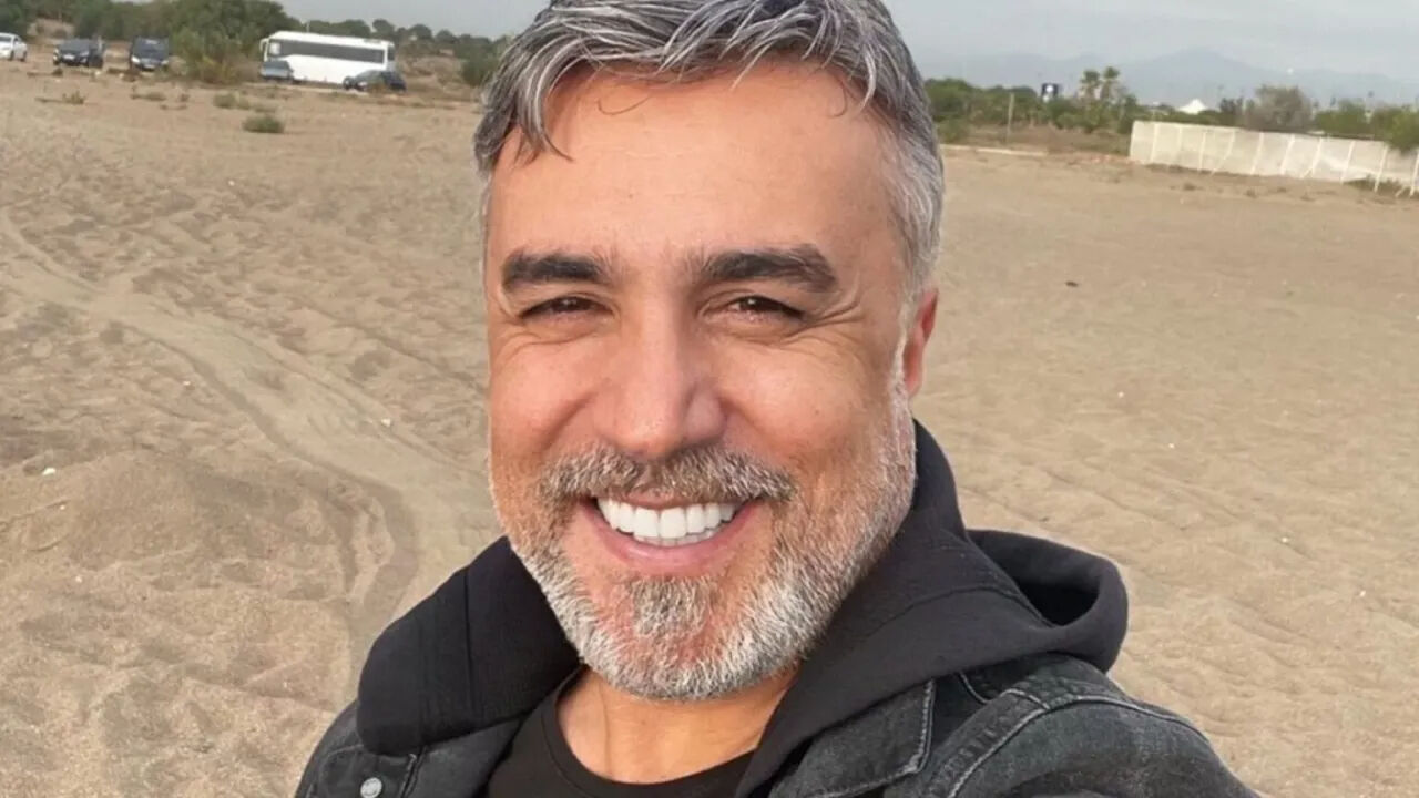 Özcan Deniz'in ağabeyinden 1 yıldır çekmediği kalmamış: Ölüm tehditleri, şantaj... yok yok!  Özcan Deniz'in ağabeyinden 1 yıldır çekmediği kalmamış: Ölüm tehditleri, şantaj... yok yok!