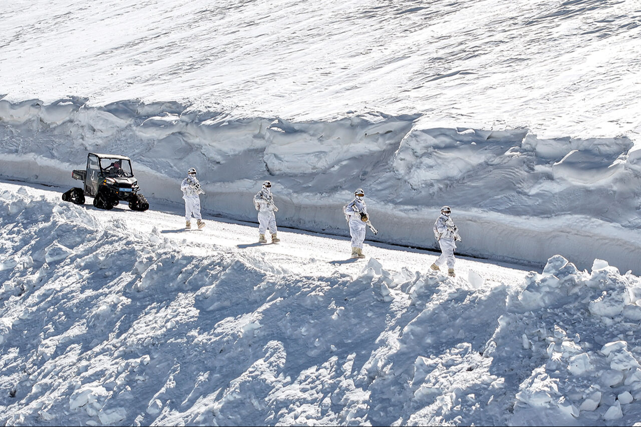 Tendürek Dağı'nda Ramazan Bayramı! Jandarma timleri 3 bin rakımda görev yapıyor - 1. Resim