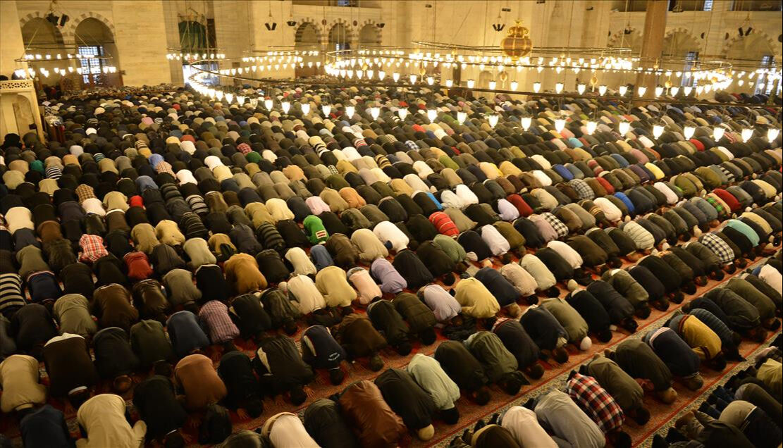 Trabzon bayram namazı saat kaçta? Akçaabat, Of, Sürmene, Vakfıkebir ve ilçelerin bayram namazı saati netleşti - 1. Resim