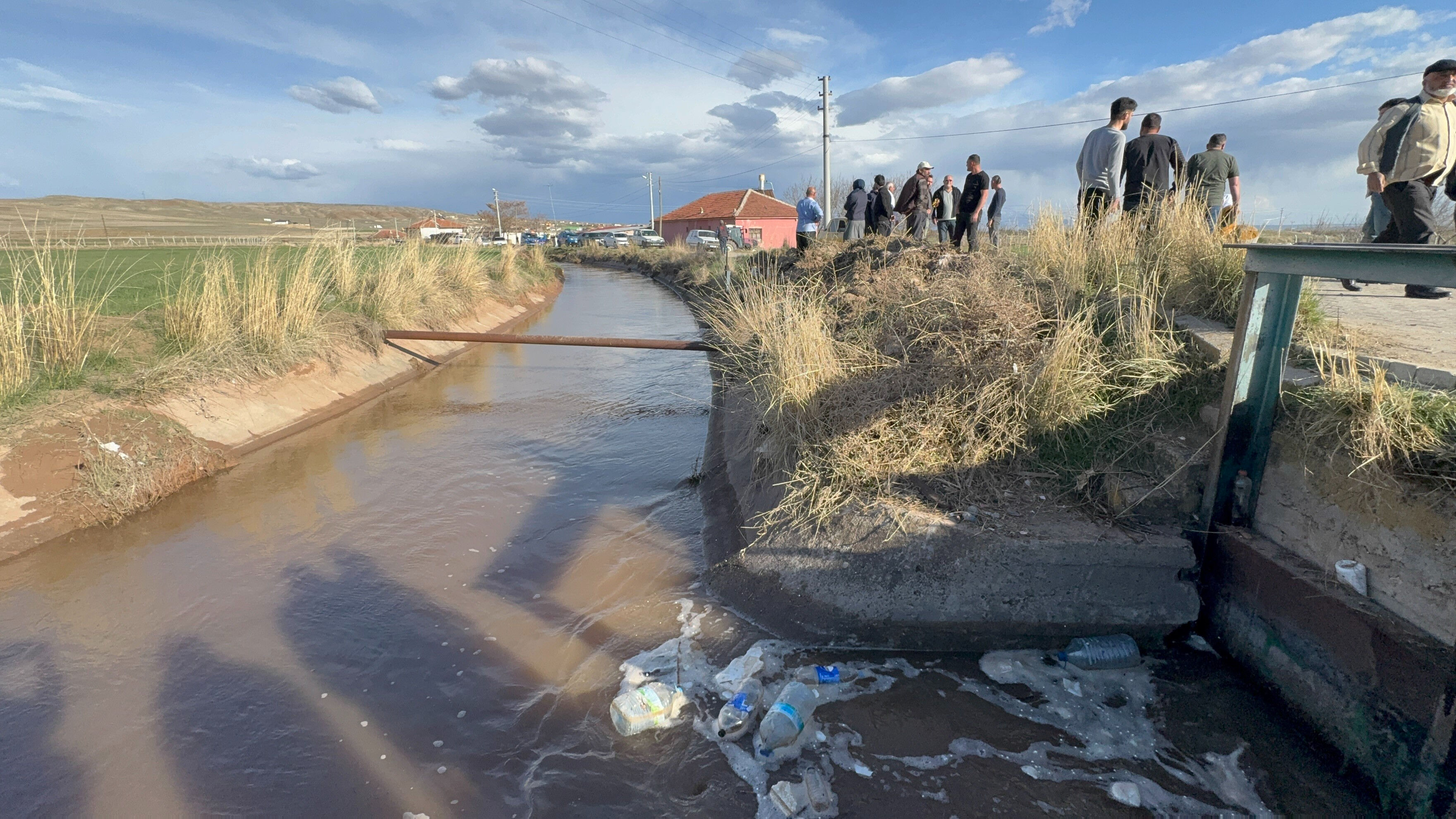 Bayram şekeri toplamaya çıkmıştı! 5 yaşındaki Sinan sulama kanalında ölü bulundu - 1. Resim