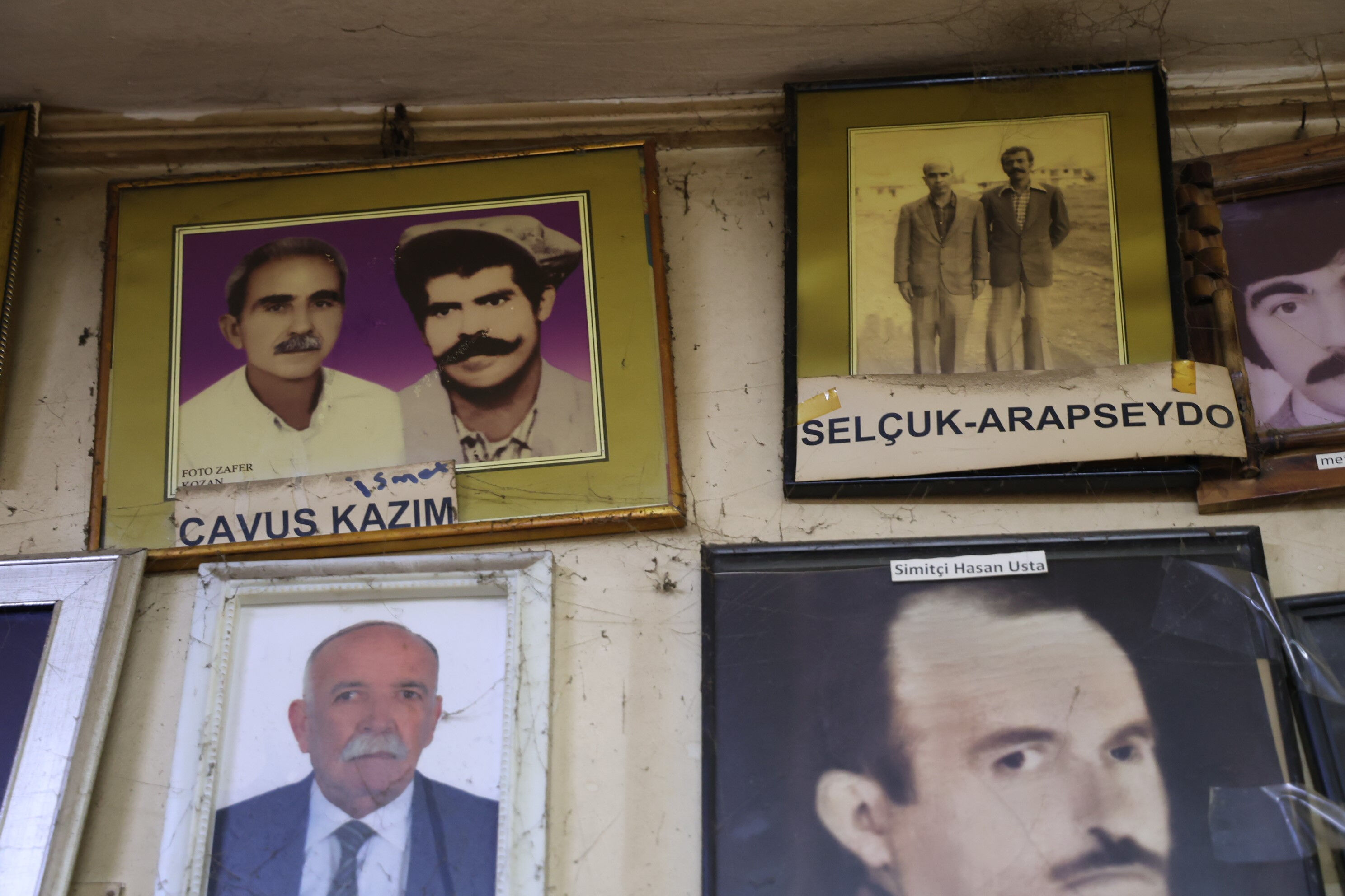 Kozan'ın meşhur Ölüler Kıraathanesi'nde bu bayram da gelenek bozulmadı - 4. Resim