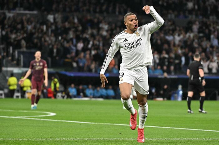 Kylian Mbappe'den Cristiano Ronaldo'ya saygı duruşu! Real Madrid'de efsane rakamı yakaladı - 2. Resim