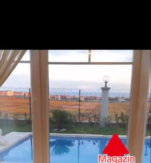 'Tek suçum güzel olmak' demişti! Servetiyle gündem oldu: Lüks evini görenler gözlerine inanamadı 'Tek suçum güzel olmak' demişti! Servetiyle gündem oldu: Lüks evi görenler gözlerine inanamadı - 4. Resim