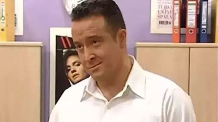 Vural Çelik'in mezarının görüntüsünü görenler gözlerine inanamadı! Sosyal medyayı ayağa kalktı: Tepkiler peş peşe geldi Vural Çelik'in mezarının görüntüsünü görenler gözlerine inanamadı! Sosyal medyayı ayağa kalktı: Tepkiler peş peşe geldi - 1. Resim