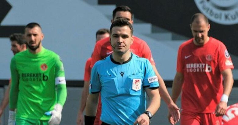 Fenerbahçe-Galatasaray maçı hakemi Cihan Aydın kimdir, istatistikleri nasıl? Cihan Aydın hakem karnesi ve yönettiği maçlar Fenerbahçe-Galatasaray maçı hakemi Cihan Aydın kimdir, istatistikleri nasıl? Cihan Aydın hakem karnesi ve yönettiği maçlar - 1. Resim