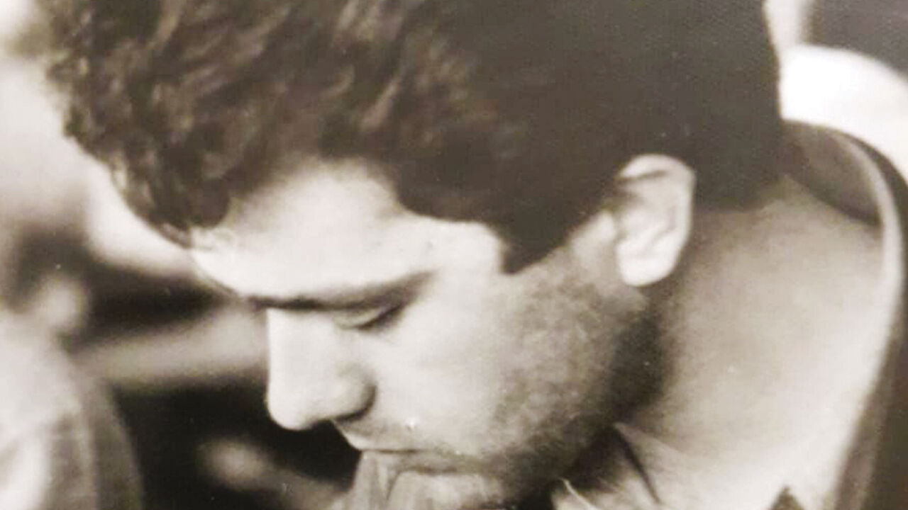 Payitaht’ın Tahsin Paşa’sı Bahadır Yenişehirlioğlu ile bayram sohbeti: Edebiyat ve sanat siyasette kılavuzum oldu Payitaht’ın Tahsin Paşa’sı Bahadır Yenişehirlioğlu ile bayram sohbeti: Edebiyat ve sanat siyasette kılavuzum oldu - 4. Resim