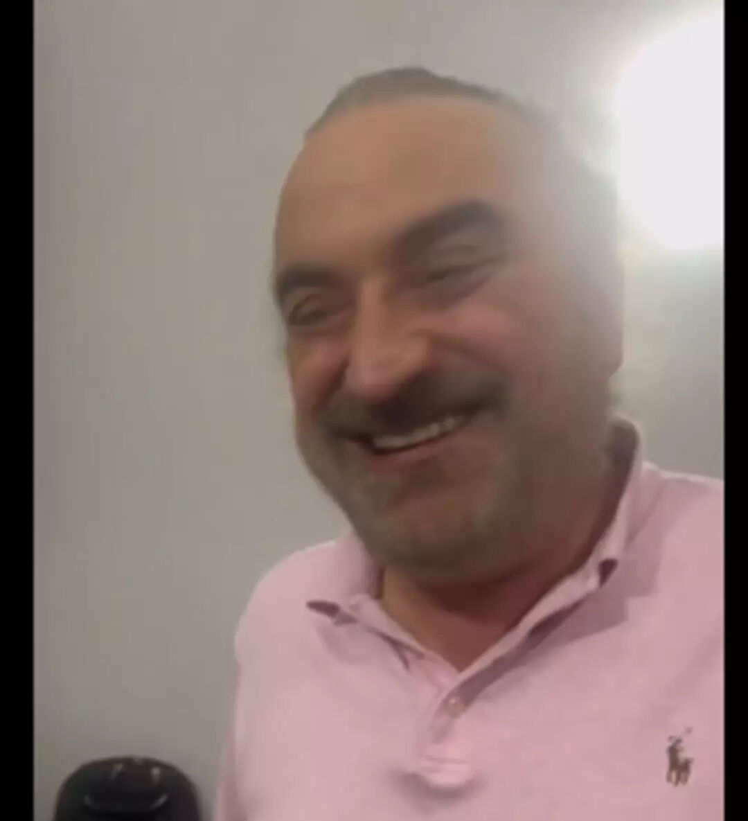 Volkan Konak'ın kuliste çekilen son görüntüleri ortaya çıktı! O detay dikkat çekti Volkan Konak'ın kuliste çekilen son görüntüleri ortaya çıktı! O detay dikkat çekti - 1. Resim