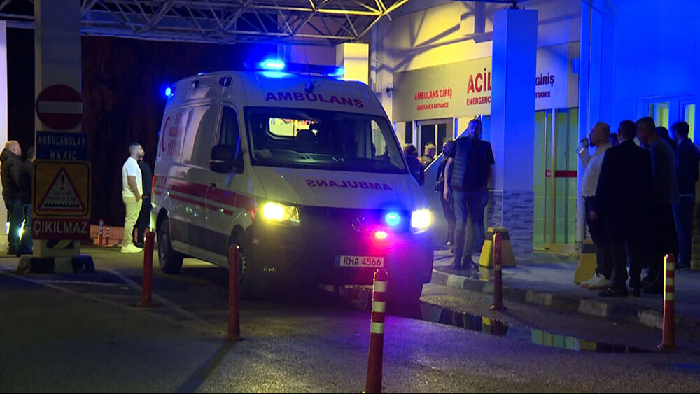 Volkan Konak'ın ölüm haberini duyan ünlüler hastaneye koştu! Mansur Yavaş paylaşımda bulundu... - 3. Resim