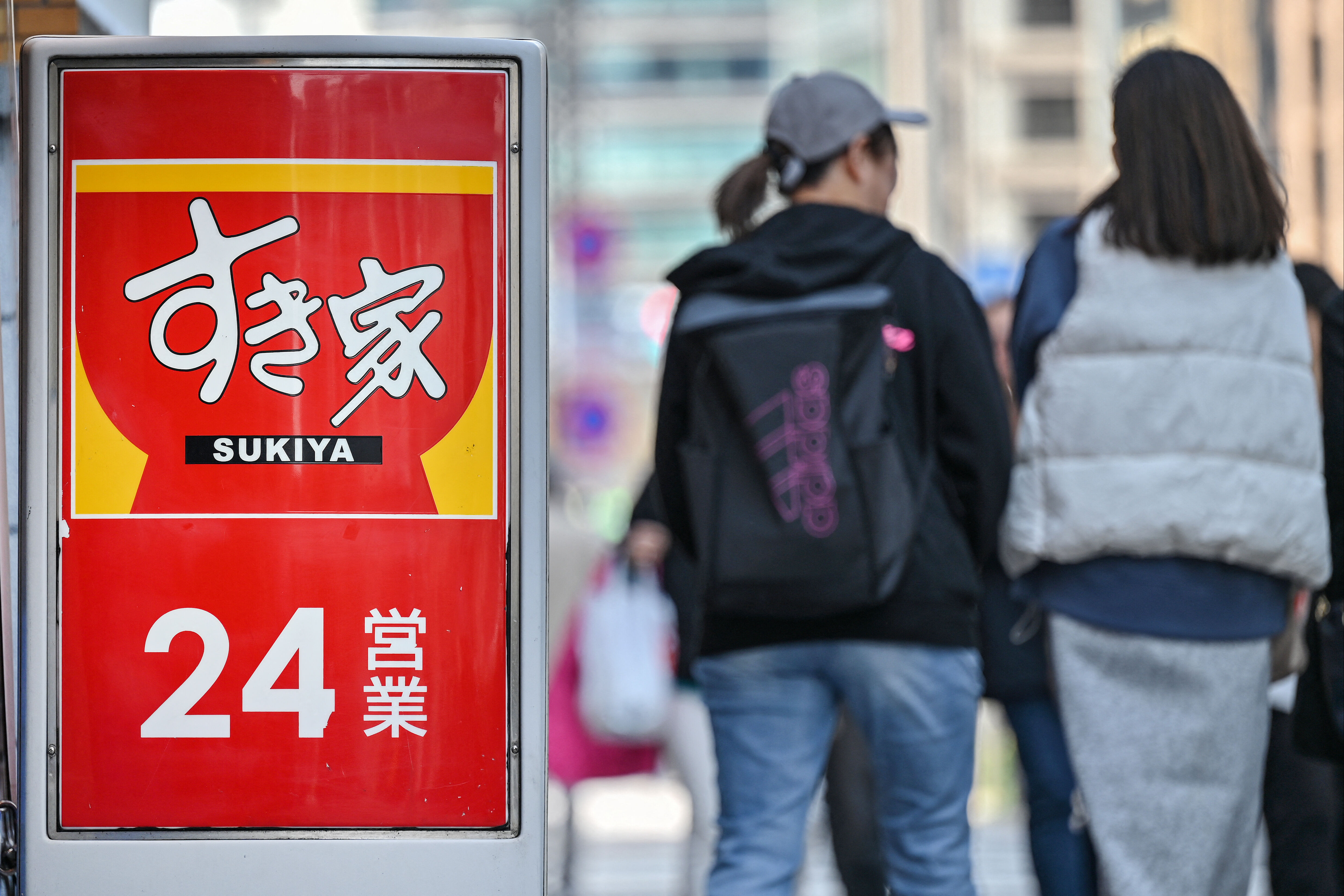 Yiyeceklerde fare ve böcek çıktı! Ünlü restoran yüzlerce mağazasını kapattı Yiyeceklerde fare ve böcek çıktı! Ünlü restoran yüzlerce mağazasını kapattı - 1. Resim