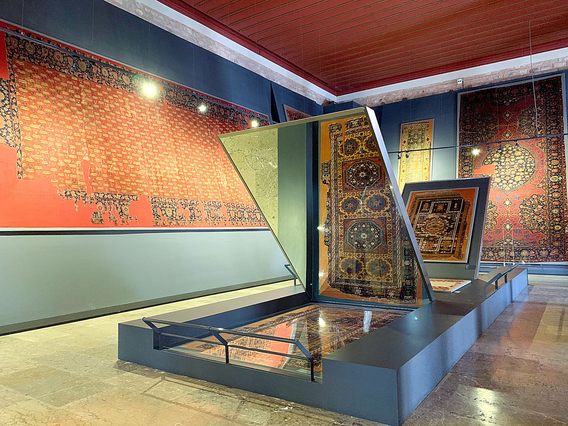 Avrupalı ressamların Türk halısı aşkı! Boya ile dokudular halılara isim oldular - 1. Resim