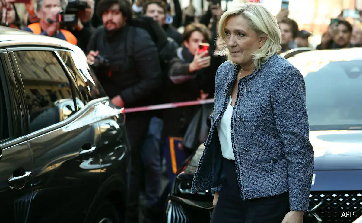 Fransa'da halk kararını verdi! Le Pen'e verilen ceza 'adil' bulundu - 2. Resim