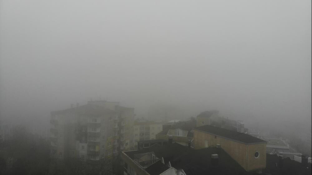 İstanbul'u sis bastı! Anadolu yakasında göz gözü görmüyor - 3. Resim