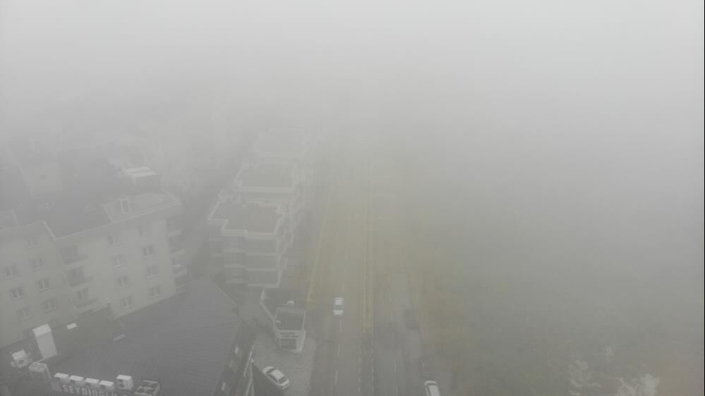 İstanbul'u sis bastı! Anadolu yakasında göz gözü görmüyor - 2. Resim