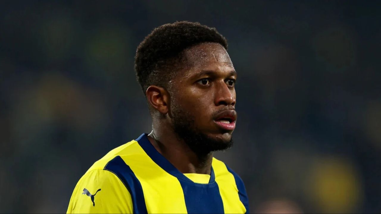 Jose Mourinho kaç maç ceza aldı? PFDK kararları açılandı Fred derbide var mı, sakat mı? Fenerbahçe Galatasaray maç kadrosu netleşmeye başladı!