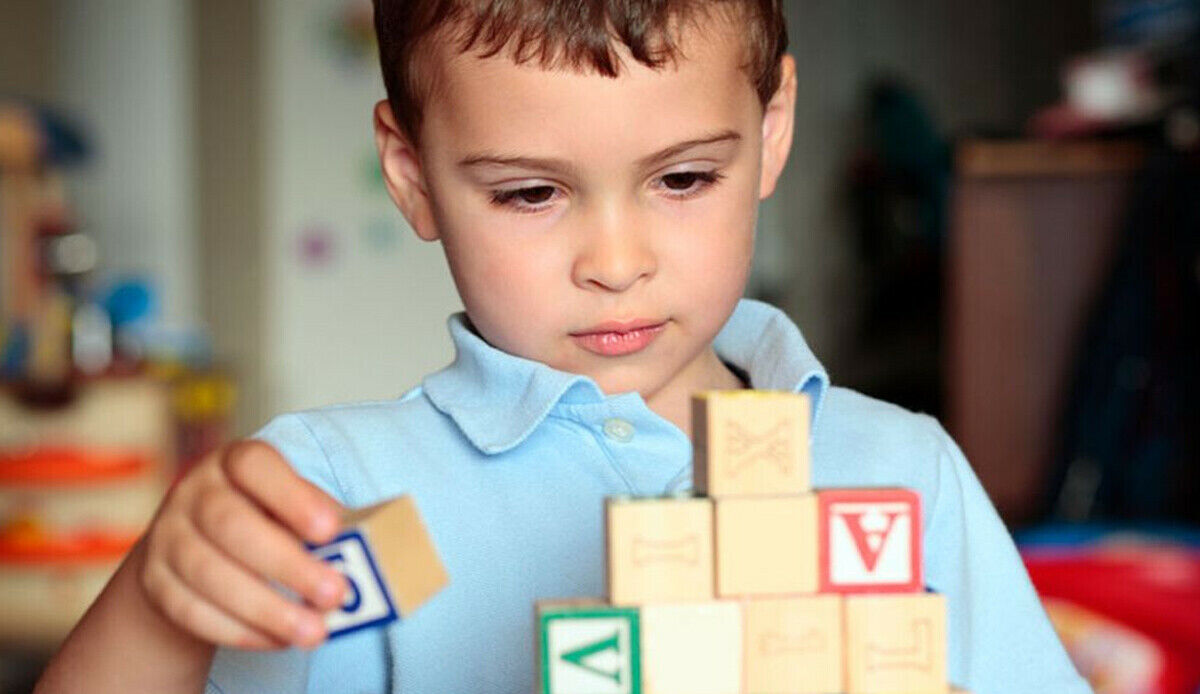 Otizm belirtileri için dikkat! Çocuğunuz potansiyel taşıyor olabilir Otizm belirtileri için dikkat! Çocuğunuz potansiyel taşıyor olabilir - 1. Resim