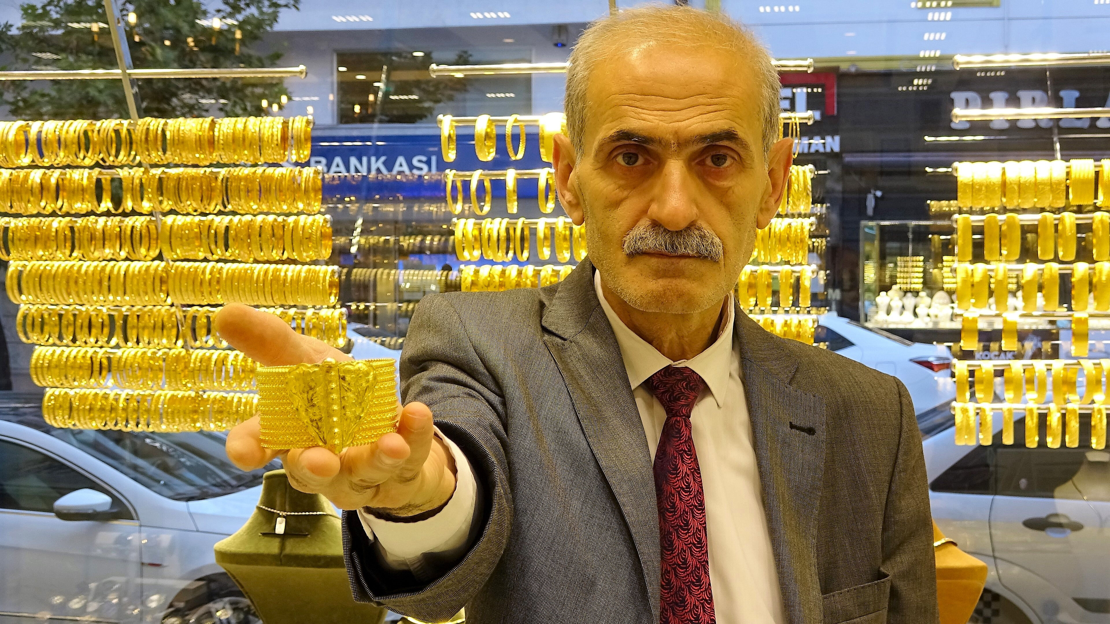 Altındaki yükseliş 3 asırlık geleneği değiştirdi! Artık bakın neyden yapılıyor  - 4. Resim