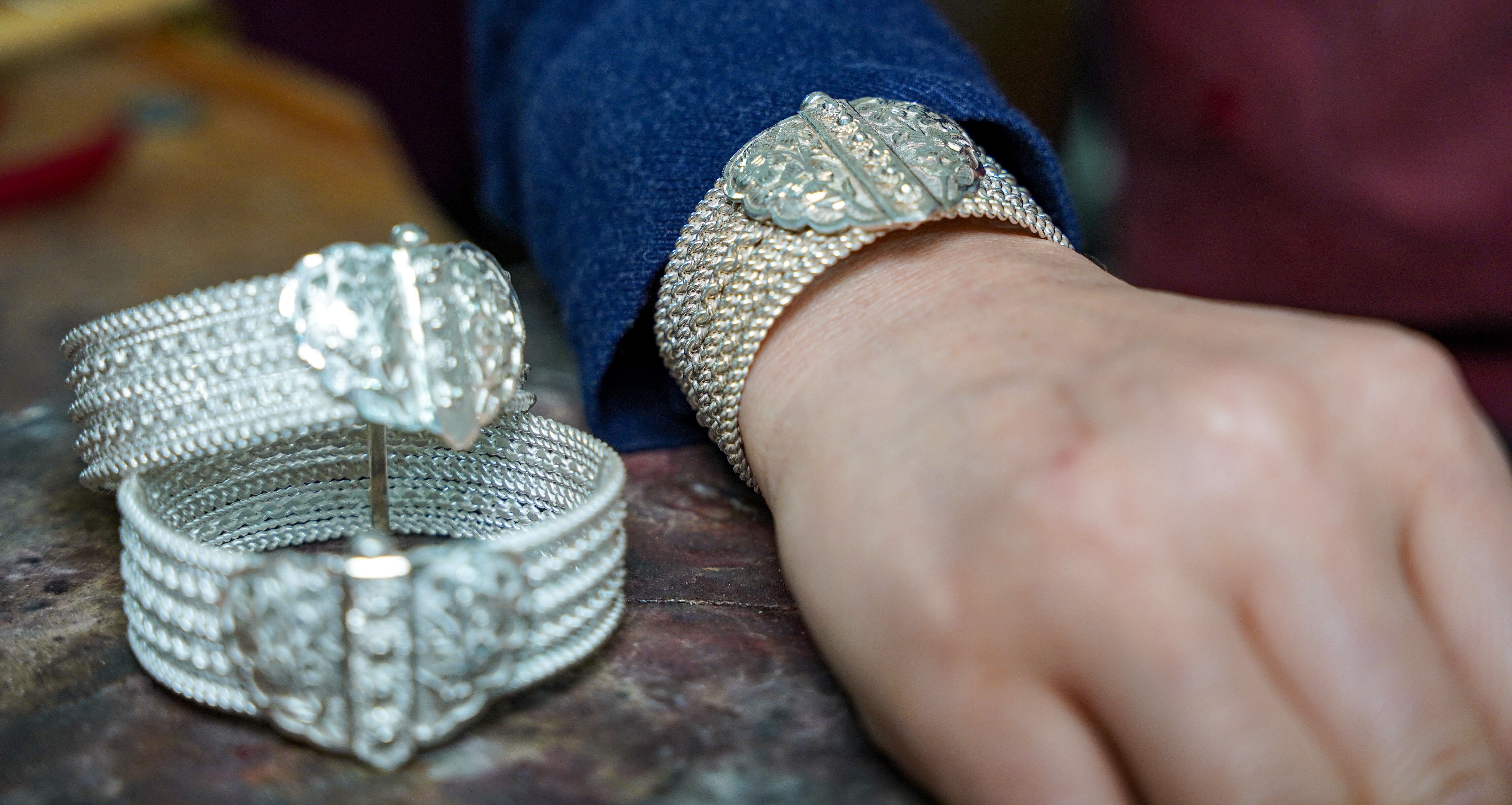 Altındaki yükseliş 3 asırlık geleneği değiştirdi! Artık bakın neyden yapılıyor  - 3. Resim