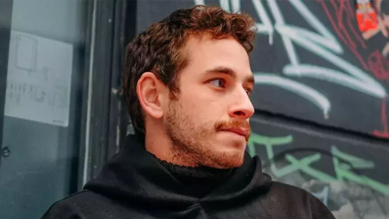 Cem Yiğit Üzümoğlu kimdir, neden gözaltına alındı, serbest bırakıldı mı? Boykot çağrısı kapsamında 11 kişi gözaltına alındı! - 4. Resim