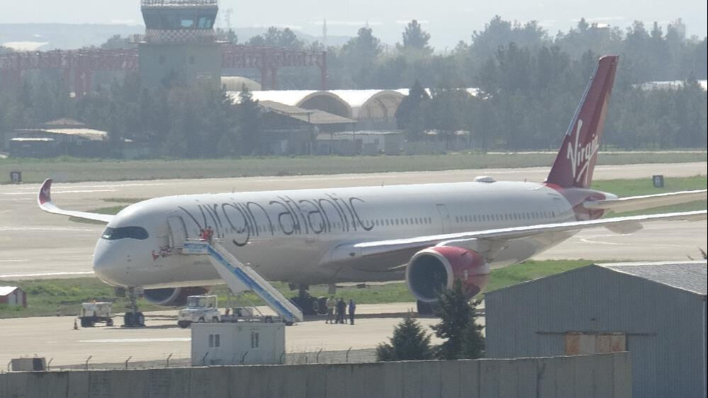 Havada büyük panik! Hindistan uçağı Diyarbakır'a acil iniş yaptı Havada büyük panik! Hindistan uçağı Diyarbakır'a acil iniş yaptı - 1. Resim