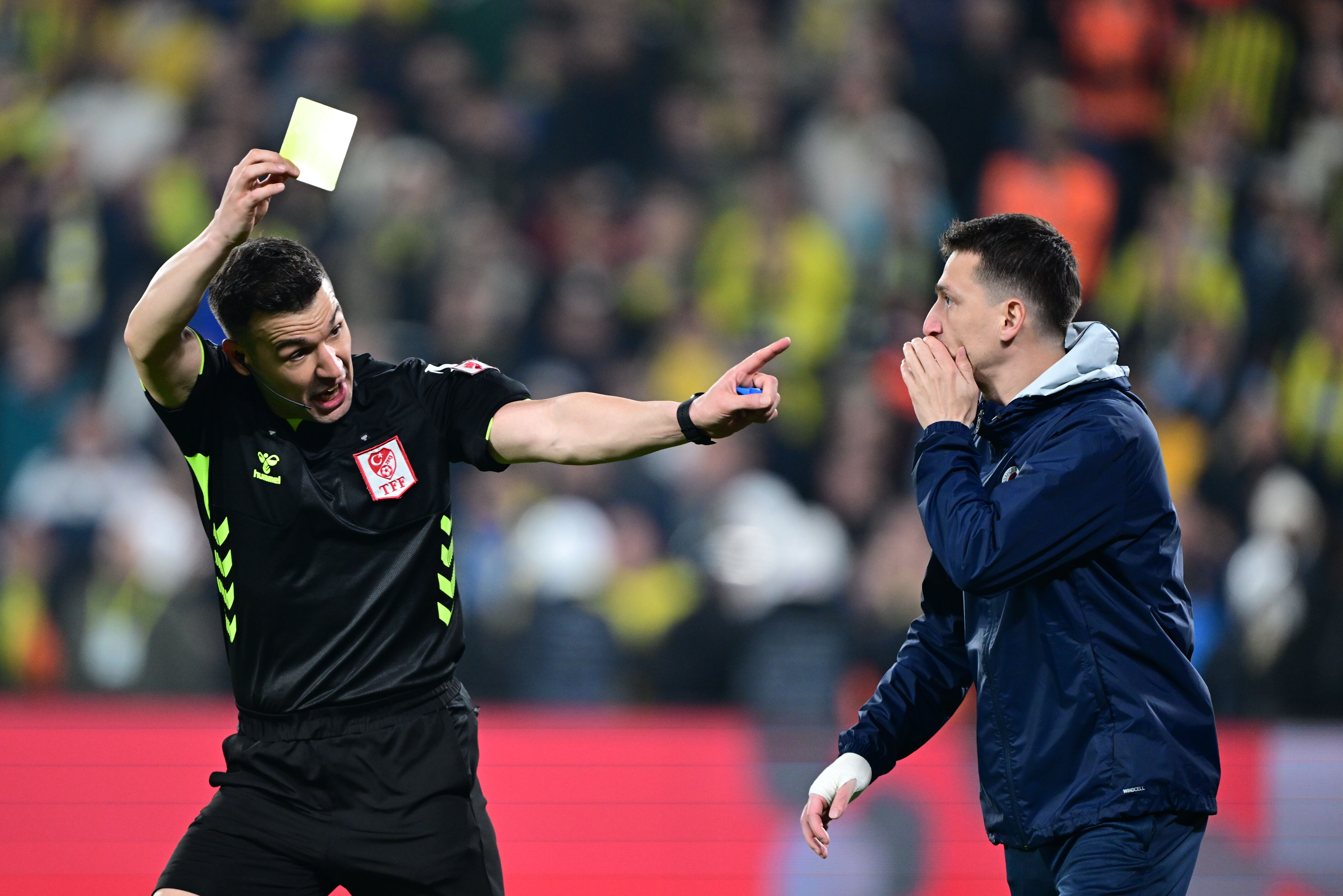 Mert Hakan Yandaş'tan hakem Cihan Aydın'a tepki! - 1. Resim