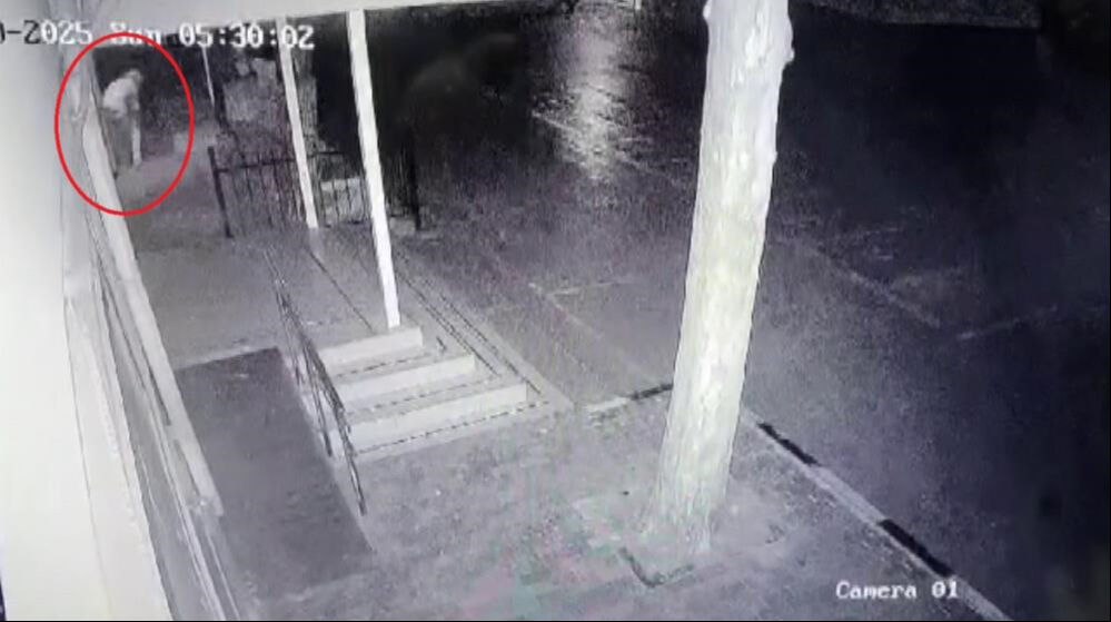 Okul bahçesinden Atatürk büstünü çalmıştı! Kıskıvrak yakalandı - 1. Resim