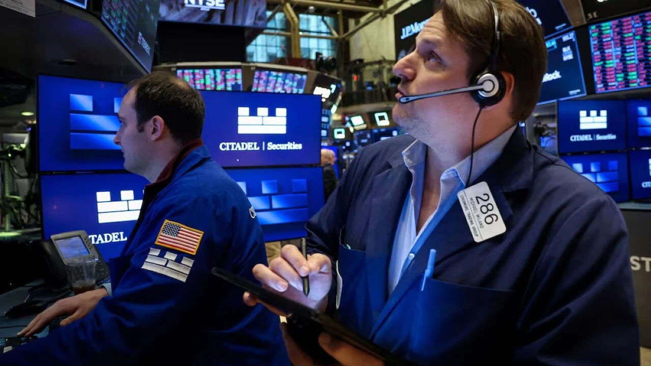 Trump'ın vergi kararı ABD borsalarını vurdu! Dow Jones, S&P ve Nasdaq endeksi çöktü Trump'ın vergi kararı ABD borsalarını vurdu! Dow Jones, S&P ve Nasdaq endeksi çöktü - 2. Resim