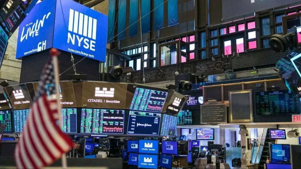 Trump'ın vergi kararı ABD borsalarını vurdu! Dow Jones, S&P ve Nasdaq endeksi çöktü Trump'ın vergi kararı ABD borsalarını vurdu! Dow Jones, S&P ve Nasdaq endeksi çöktü - 1. Resim