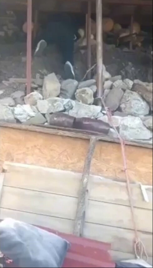 2 yıllık kaçış son buldu! Yakalandığı yer jandarmayı bile şoke etti 2 yıllık kaçış son buldu! Yakalandığı yer jandarmayı bile şoke etti - 1. Resim