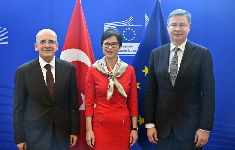 6 yıl sonra yeniden masadayız! Türkiye ile AB arasındaki kritik toplantıda neler konuşuldu? 6 yıl sonra yeniden masadayız! Türkiye ile AB arasındaki kritik toplantıda neler konuşuldu? - 1. Resim