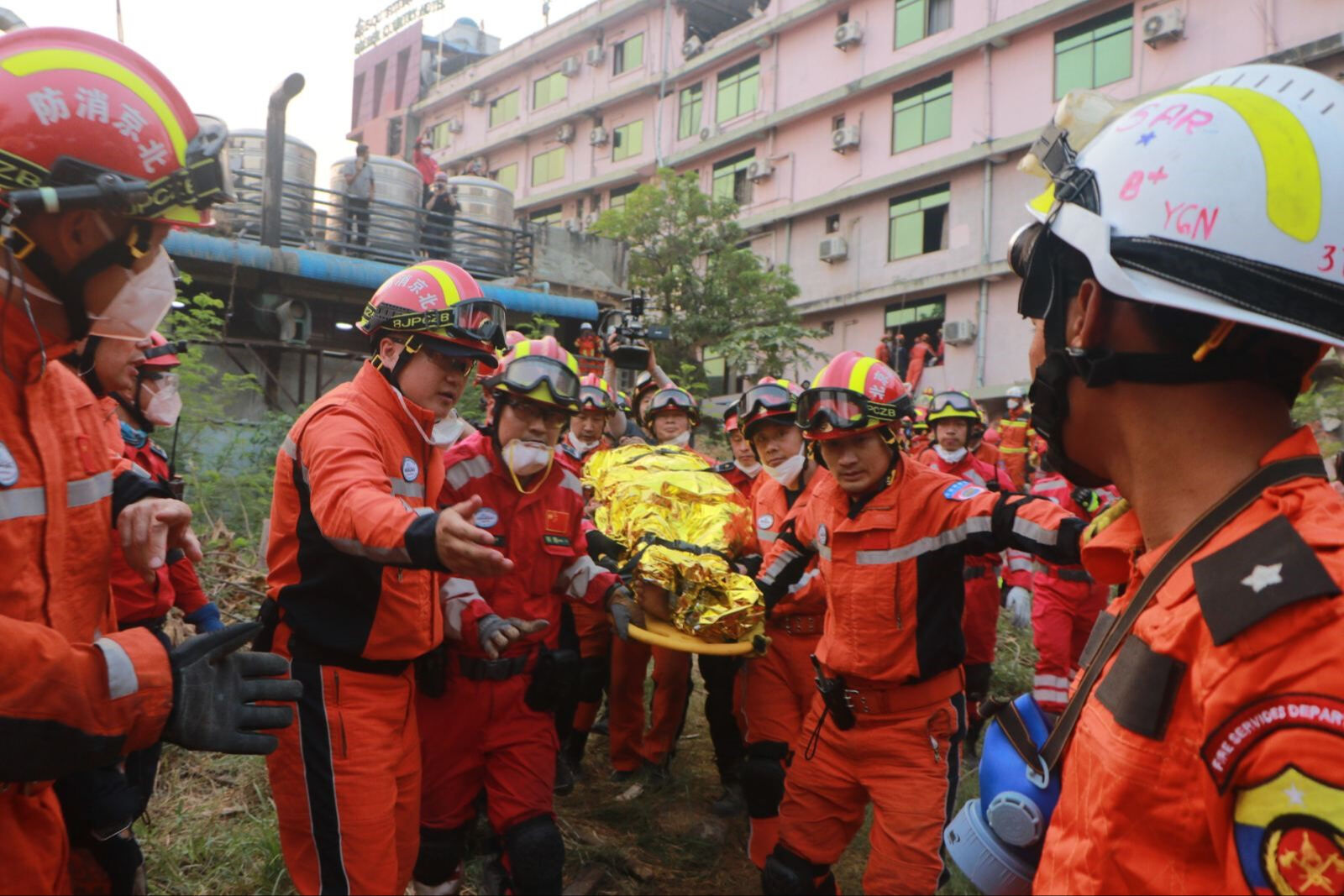 7.7'lik depremin bilançosu korkunç! Can kaybı gittikçe artıyor - 1. Resim