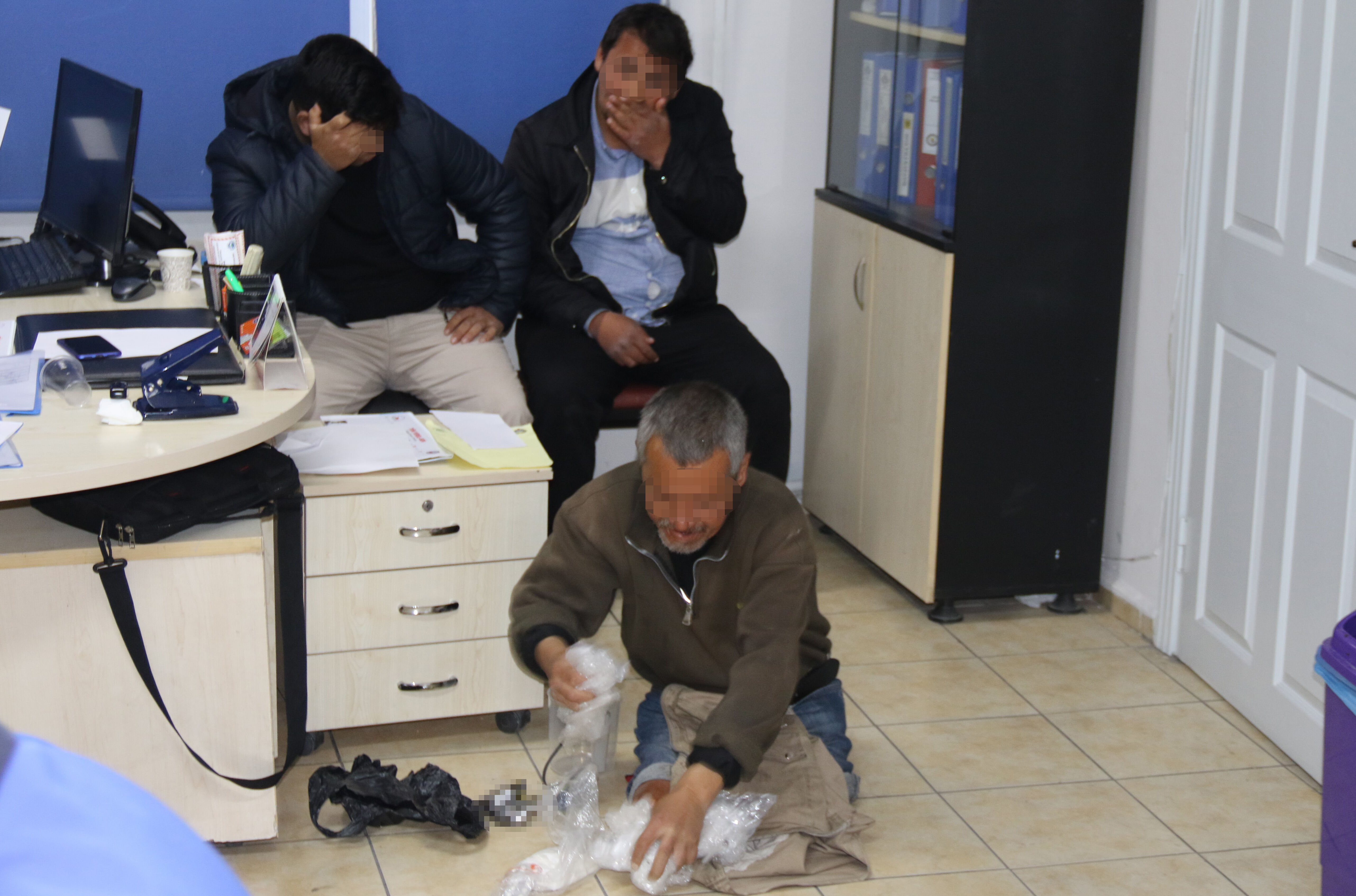 Dilencinin üzerinden çıkan para dudak uçuklattı! "Uzay" savunması pes dedirtti Dilencinin üzerinden çıkan para dudak uçuklattı! "Uzay" savunması pes dedirtti - 2. Resim