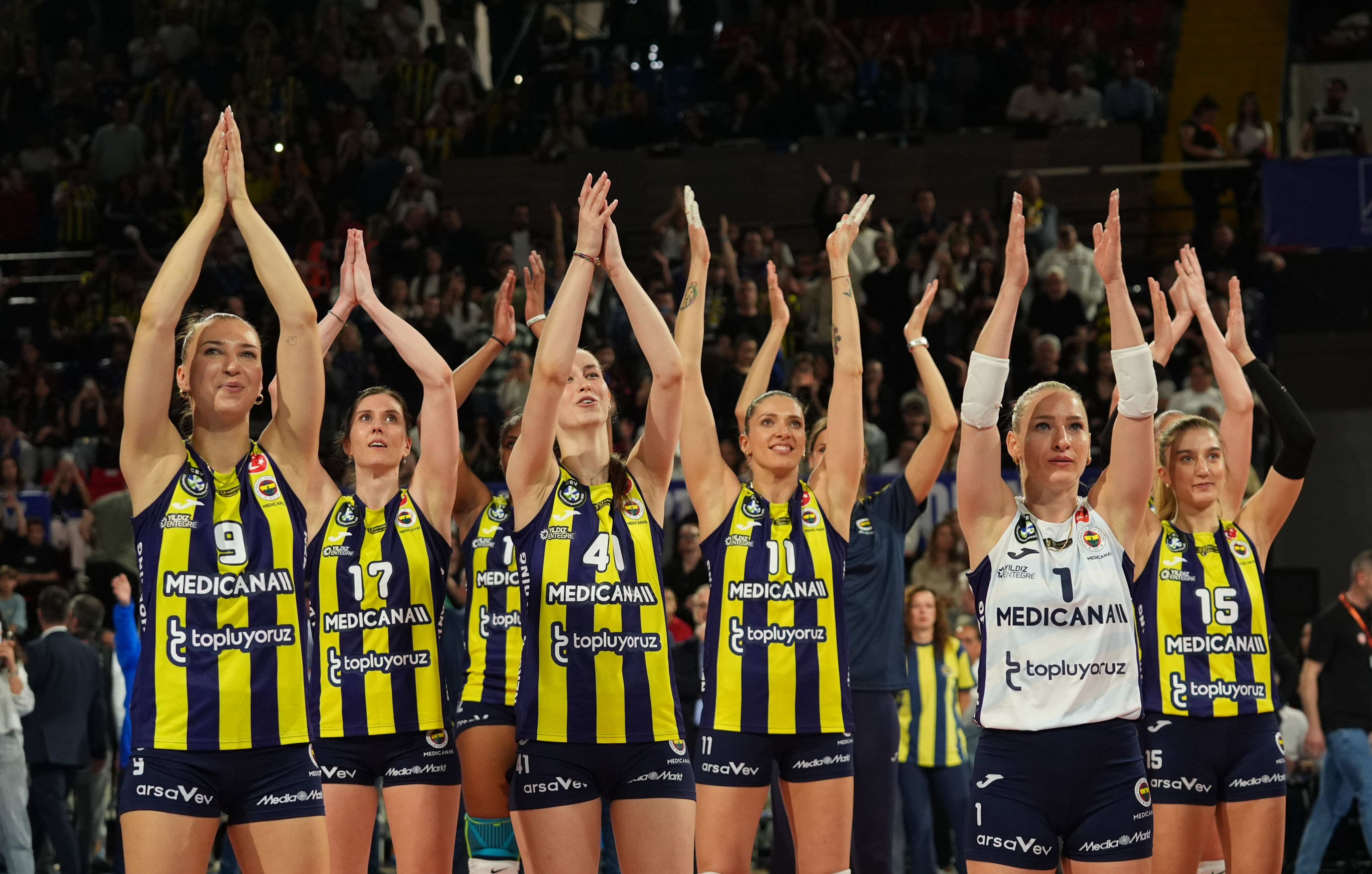 Kadınlar Kupa Voley'de Fenerbahçe şampiyon oldu Kadınlar Kupa Voley'de Fenerbahçe şampiyon oldu - 3. Resim