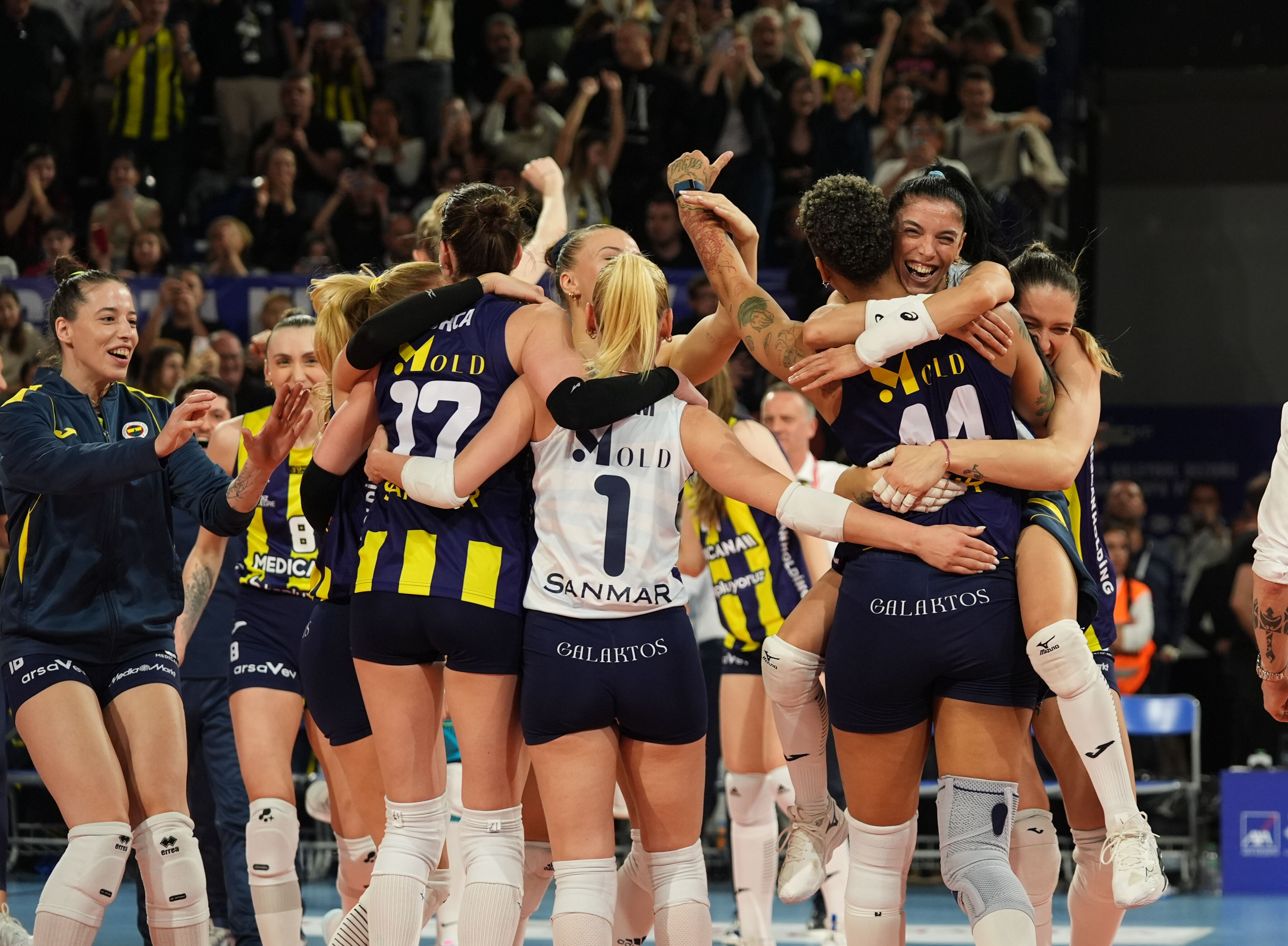 Kadınlar Kupa Voley'de Fenerbahçe şampiyon oldu Kadınlar Kupa Voley'de Fenerbahçe şampiyon oldu - 4. Resim