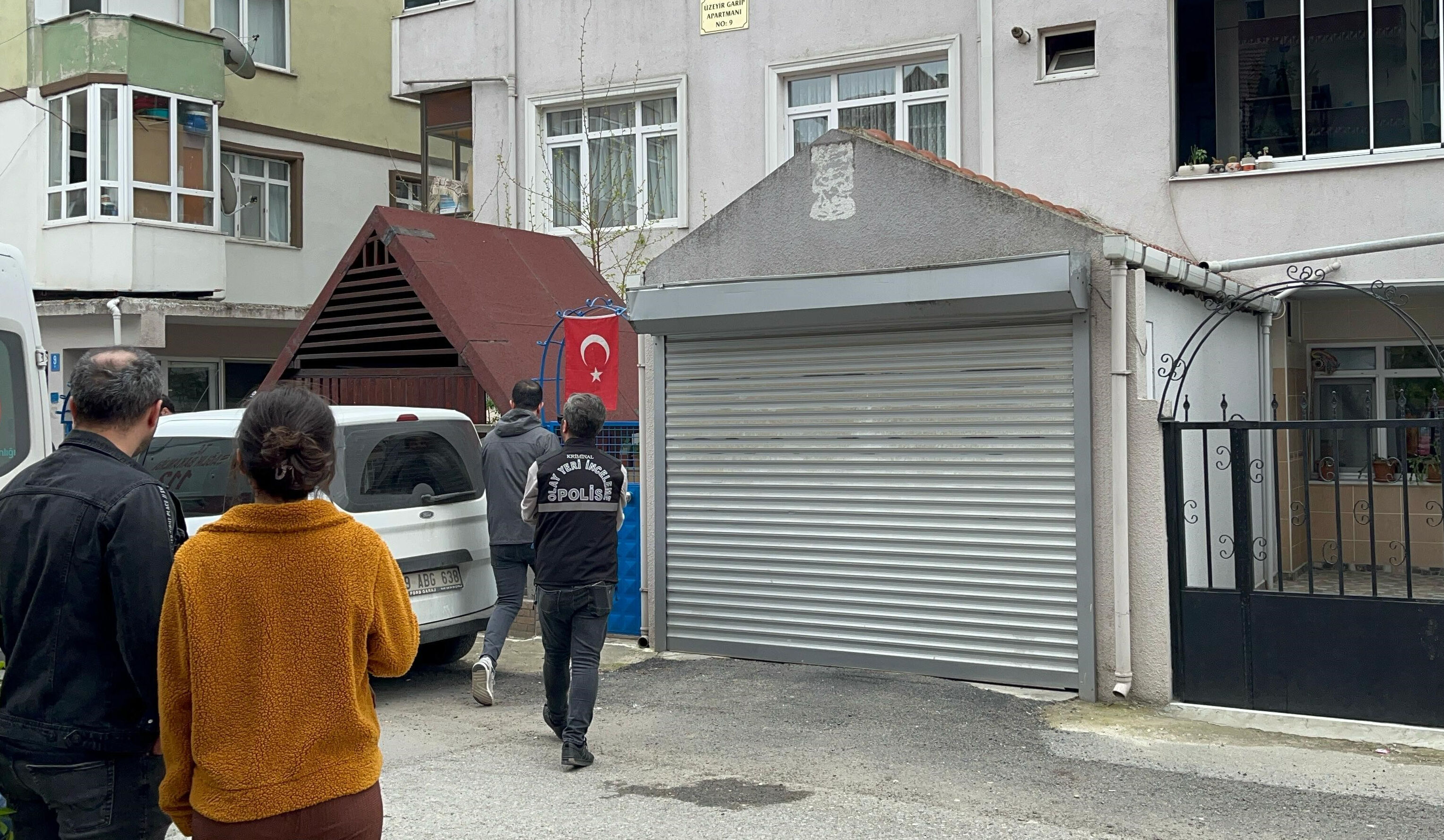 Miras kavgası katliamla son buldu! Kurşun yağdırdığı evde yengesini ve yeğenini öldürdü - 1. Resim