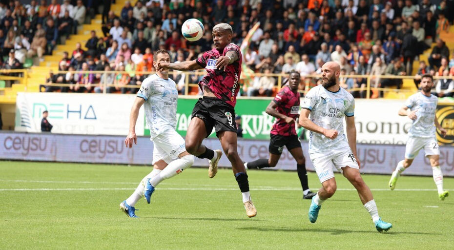 Bodrum FK'den Alanyaspor karşısında tek gollü galibiyet Bodrum FK'den Alanyaspor karşısında tek gollü galibiyet - 1. Resim