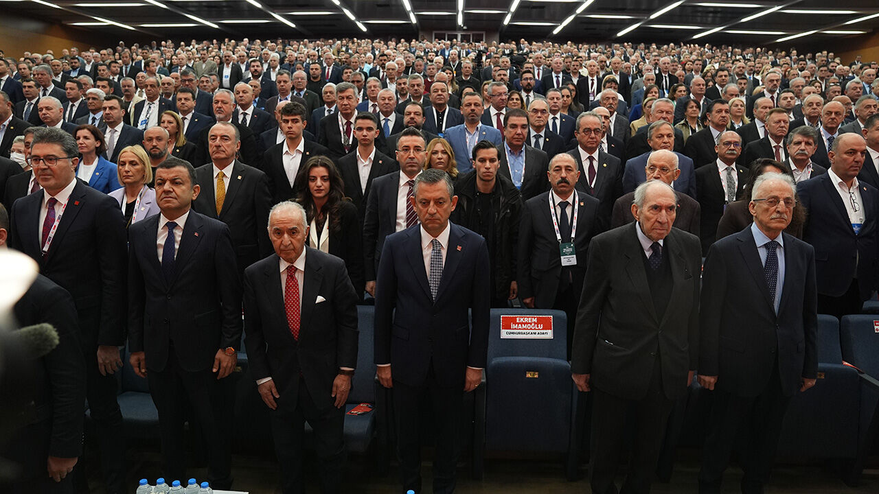 CHP'de olağanüstü kurultay günü! Dikkat çeken 'Ekrem İmamoğlu' detayı - 4. Resim