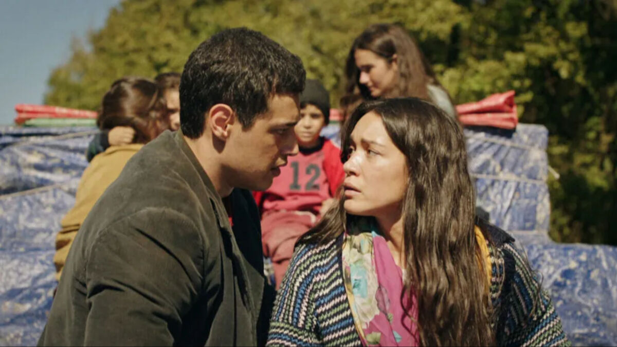 Hazal Subaşı Sahipsizler'den ayrıldı mı, Azize öldü mü? Sahipsizler Azize'nin akıbeti merak ediliyor! - 3. Resim