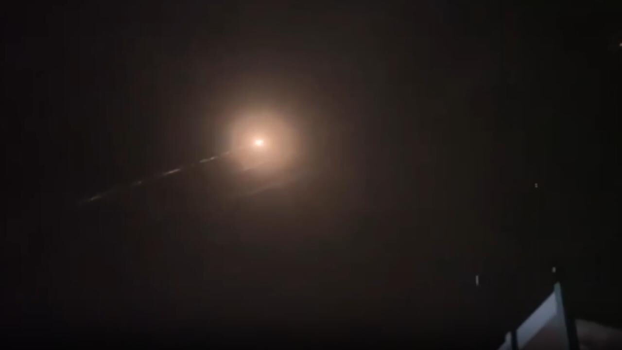 Kassam Tugaylarından İsrail'e misilleme! Roket saldırıları düzenlendi, sirenler çaldı Kassam Tugaylarından İsrail'e misilleme! Roket saldırıları düzenlendi, sirenler çaldı - 1. Resim