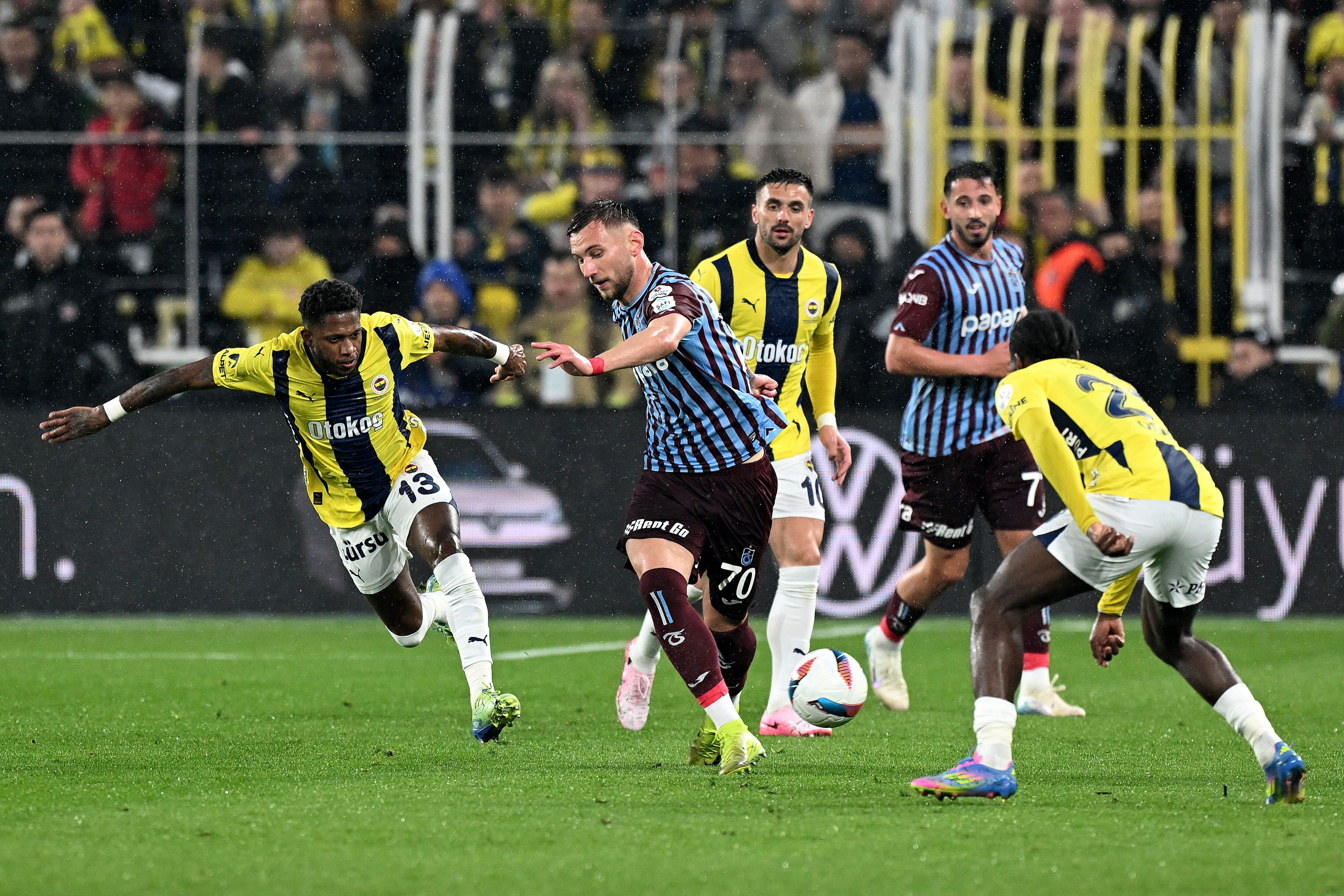Rıdvan Dilmen, Fenerbahçe'nin şampiyonluk şansını açıkladı CANLI ANLATIM | Fenerbahçe - Trabzonspor - 1. Resim