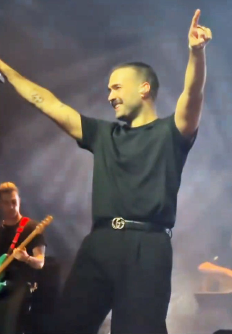 Şarkıcı Mert Demir imajını değiştirdi! Sosyal medyanın diline fena düştü: Kimse tanıyamadı Şarkıcı Mert Demir imajını değiştirdi! Sosyal medyanın diline fena düştü: Kimse tanıyamadı - 2. Resim