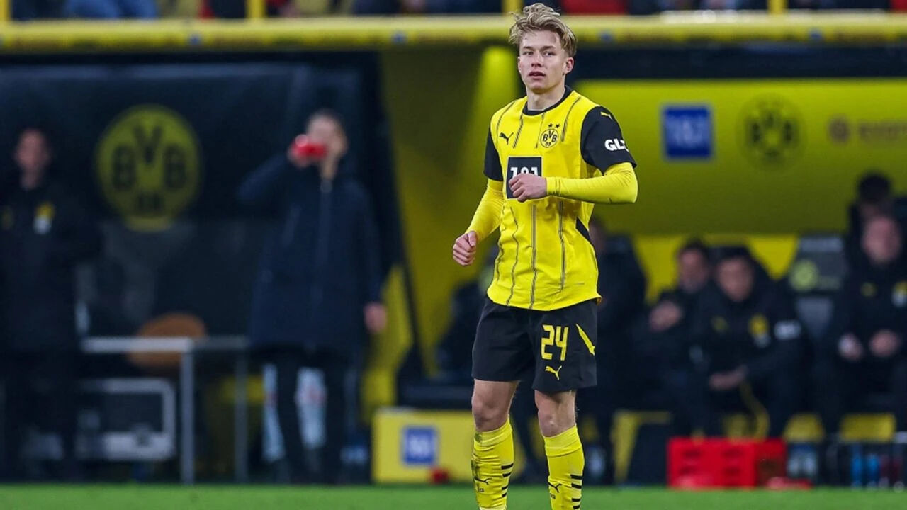 Beşiktaş'ta Arthur Masuaku'nun yerine Nordsjaelland'tan Daniel Svensson Beşiktaş'ta Arthur Masuaku'nun yerine Nordsjaelland'tan Daniel Svensson - 2. Resim