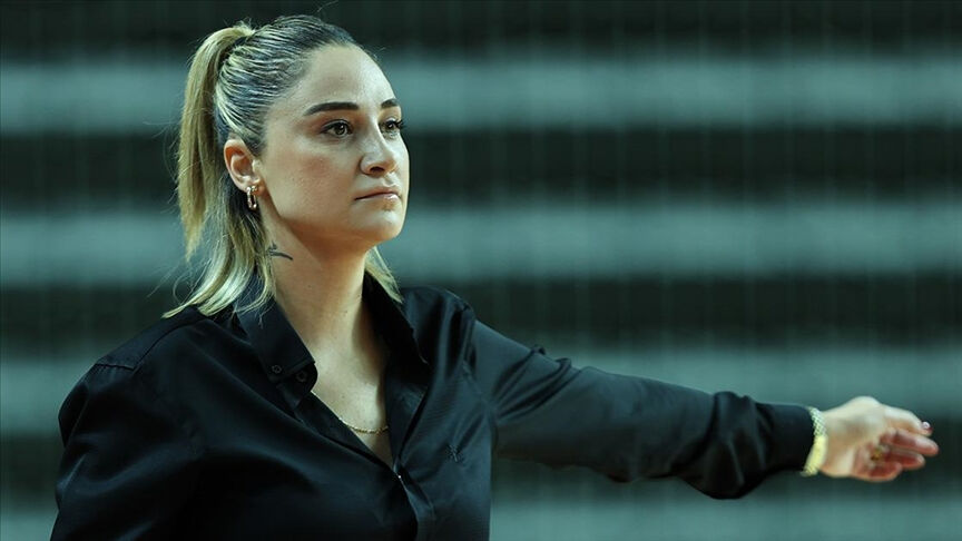 Fatih Terim'e benzetiliyordu! Selen Erdem Yunanistan'da trafik kazası geçirdi Fatih Terim'e benzetiliyordu! Selen Erdem Yunanistan'da trafik kazası geçirdi - 2. Resim