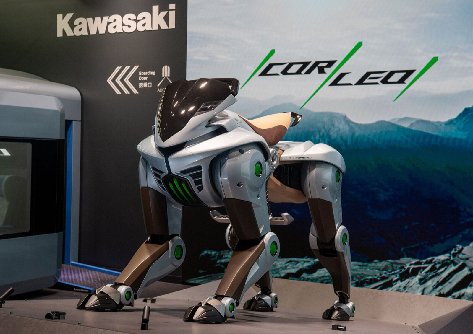 Robot bir aslana binmek ister misiniz? Karşınızda Kawasaki Corleo! - 1. Resim