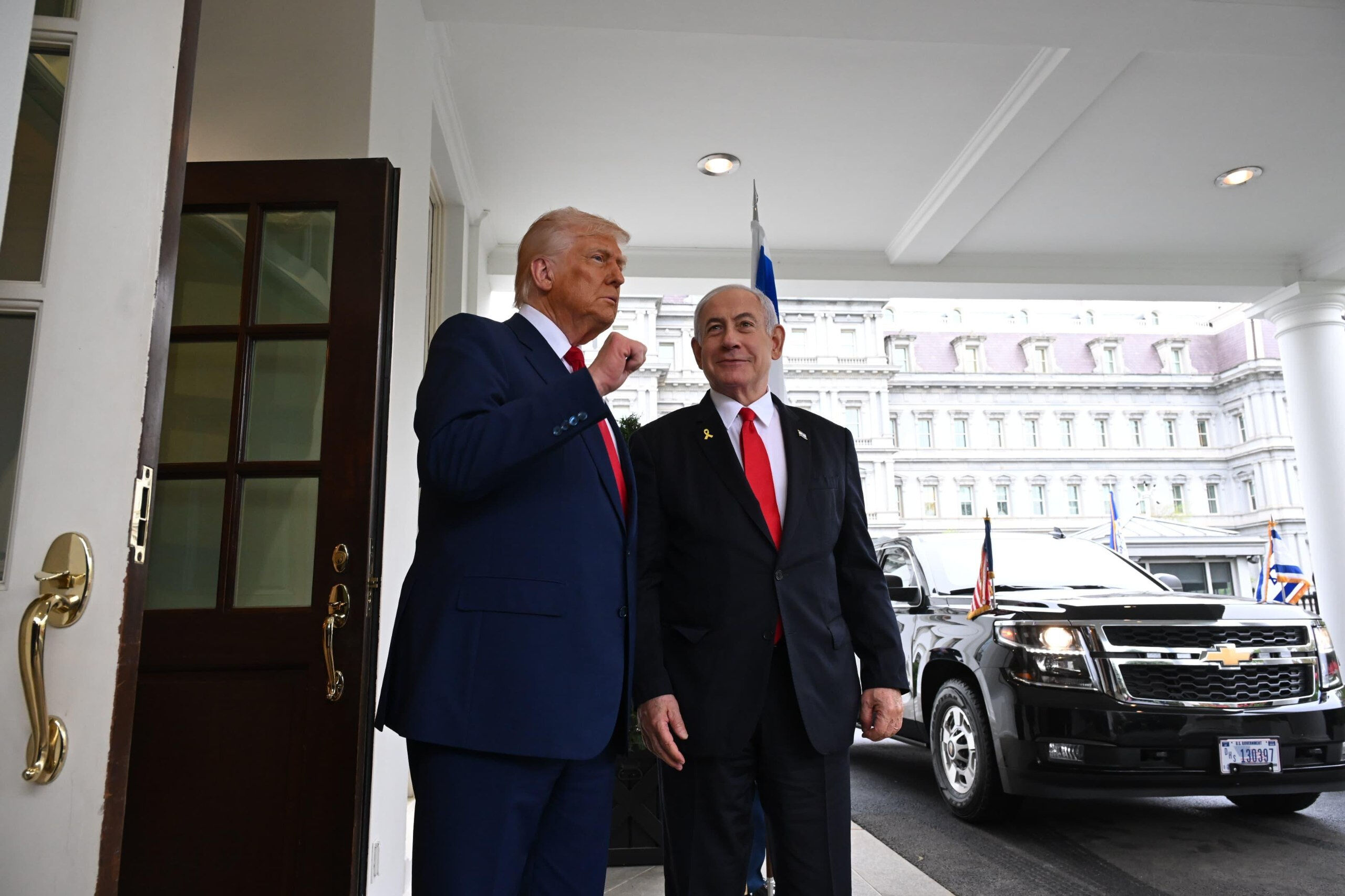 Trump'ın yanında konuştu! Netanyahu: Suriye'de Türkiye ile çatışma istemiyoruz Trump ile Netanyahu'dan ortak açıklamalar! Suriye mesajı verildi: Türkiye ile çatışma istemiyoruz - 3. Resim