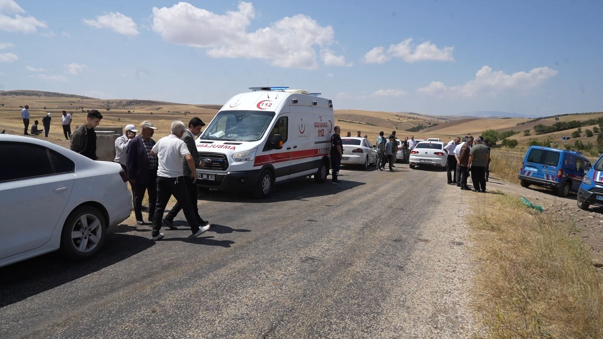 Arazide 3 kişiyi katletmişti! Mahkemeye bu soru damga vurdu: Yerde yatan adama neden bunu yaptın? Arazide 3 kişiyi katletmişti! Mahkemeye bu soru damga vurdu: Yerde yatan adama neden bunu yaptın? - 1. Resim